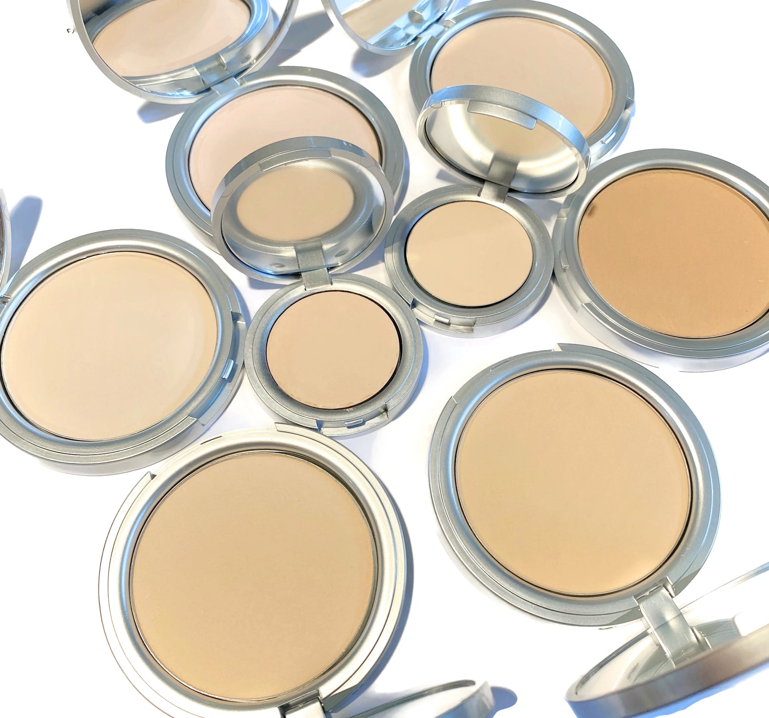 Pressed Mineral Foundation | Silver Compact