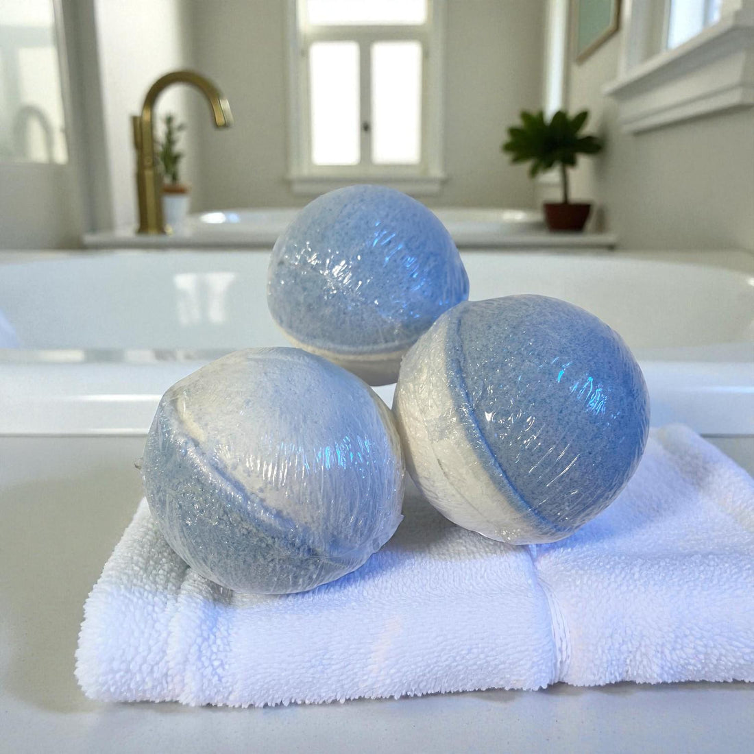 SNOWFLAKES Natural Bath Bomb Large 4.5oz