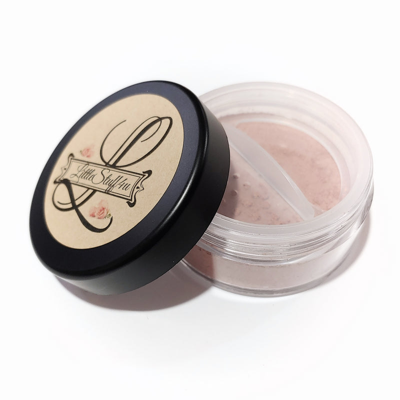 New - Silky Beige Mineral Foundation